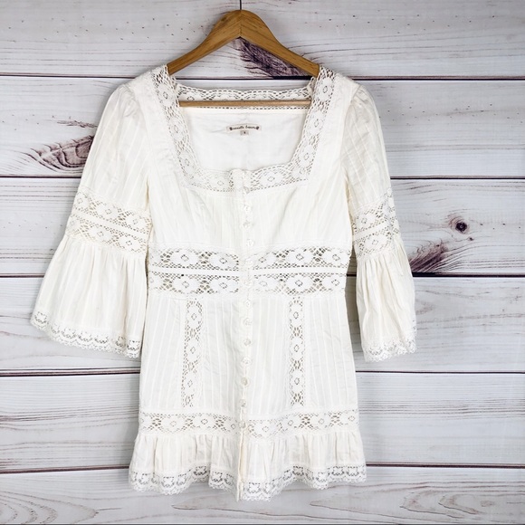 nannette lapore Tops - T216 Nannette Lapore peasant crochet blouse